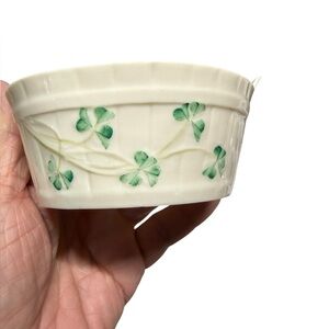 Belleek Shamrock Open Butter Tub Dish Bowl w/ Handles White Clover Irish